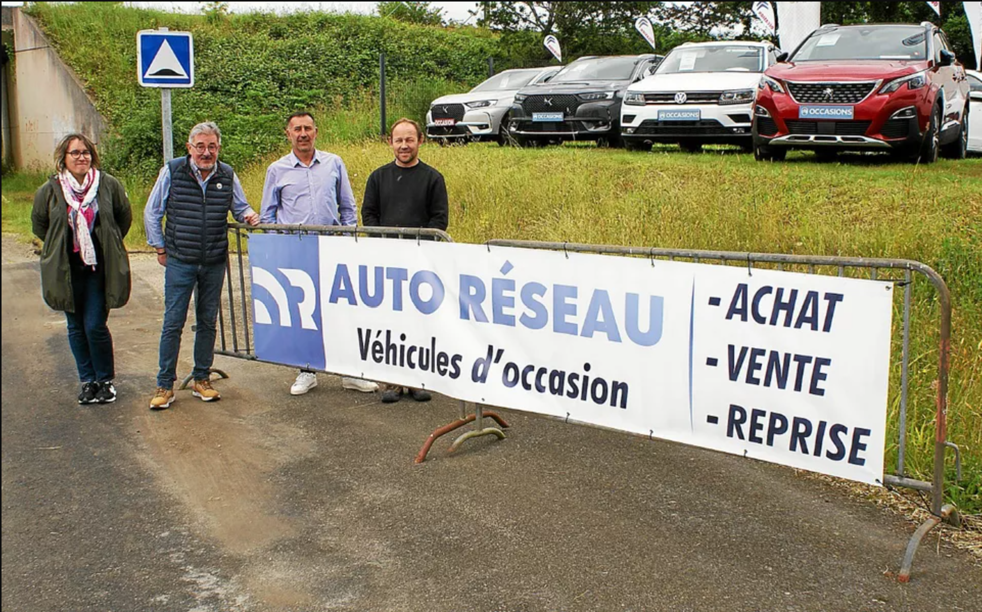 Trois associés créent leur société d’achat-vente-reprise de véhicules à Plouigneau